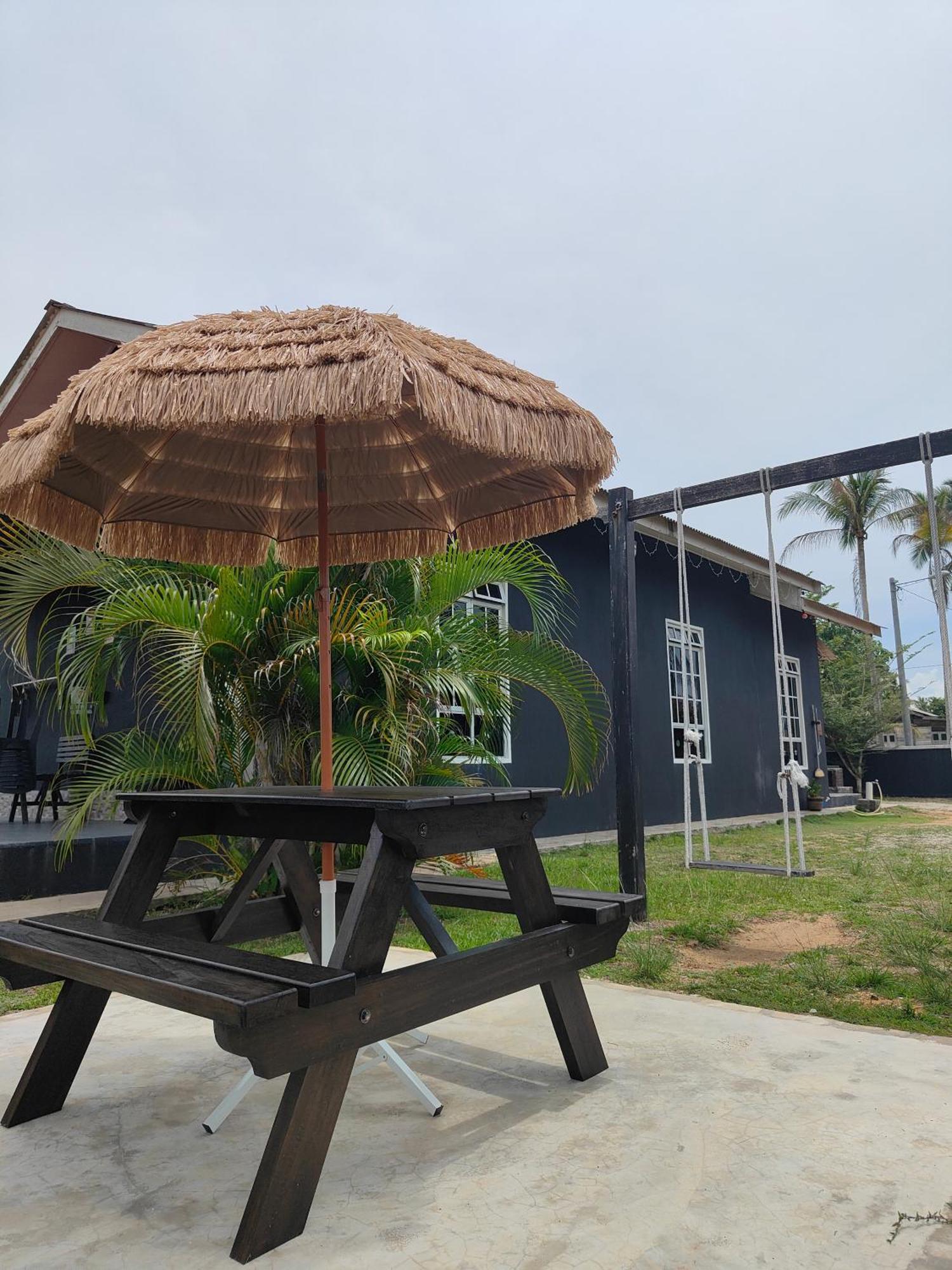 Penarik Baru Homestay كامبونج بيناريك المظهر الخارجي الصورة