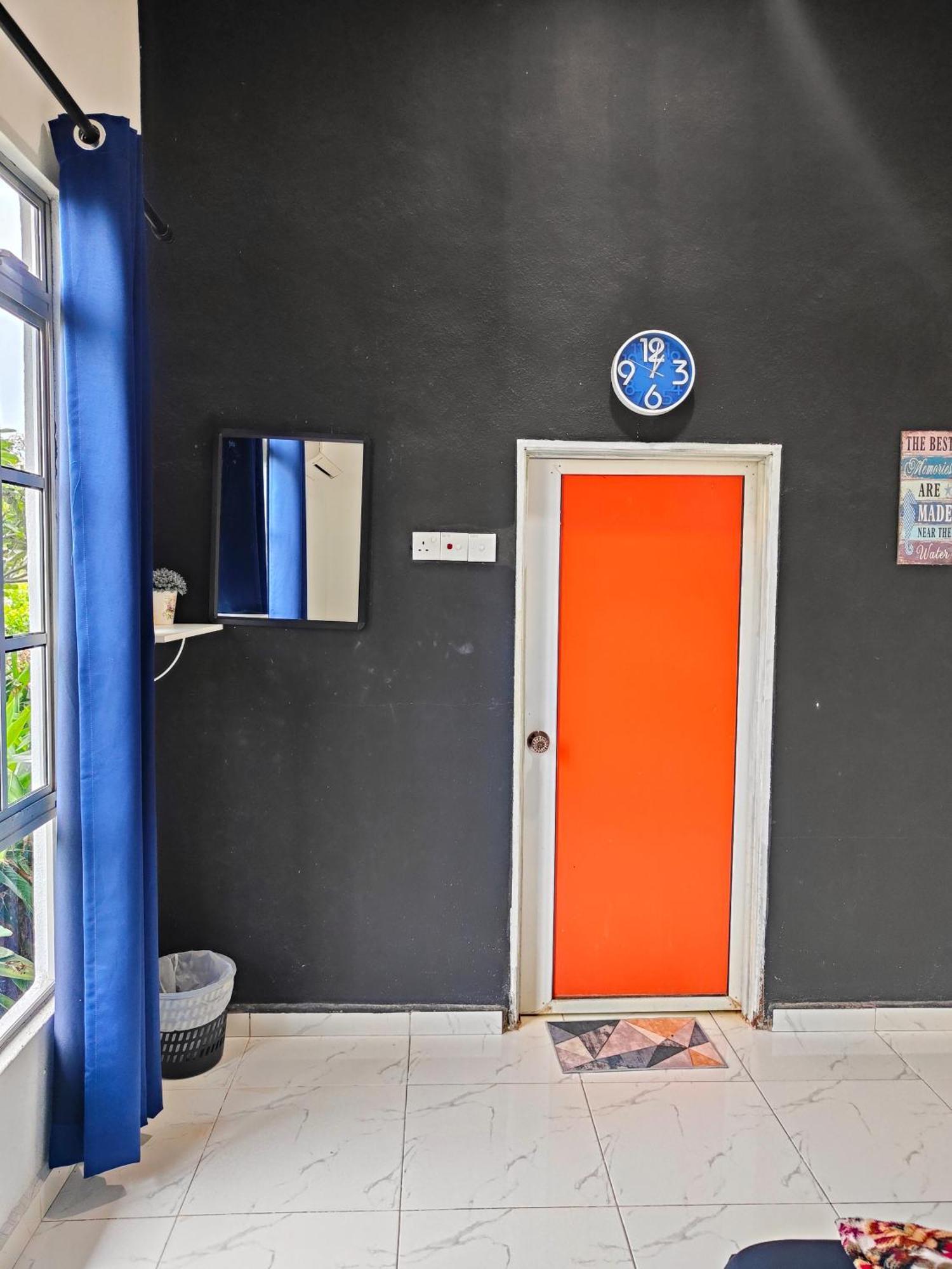 Penarik Baru Homestay كامبونج بيناريك المظهر الخارجي الصورة
