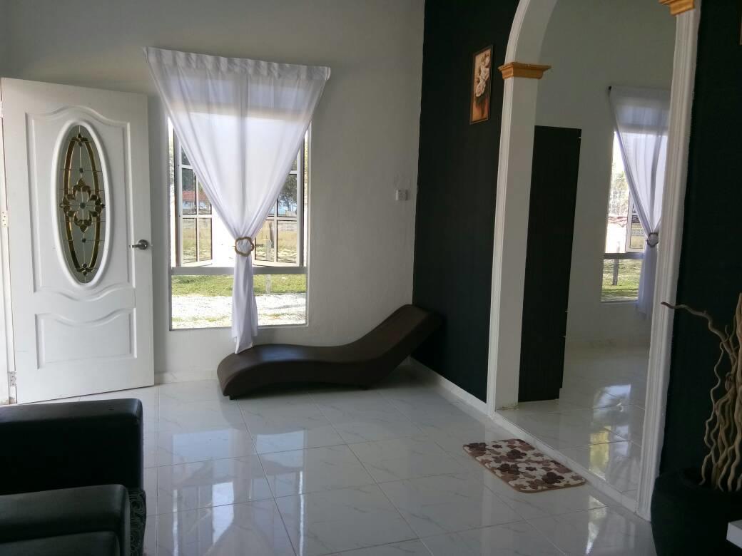 Penarik Baru Homestay كامبونج بيناريك المظهر الخارجي الصورة